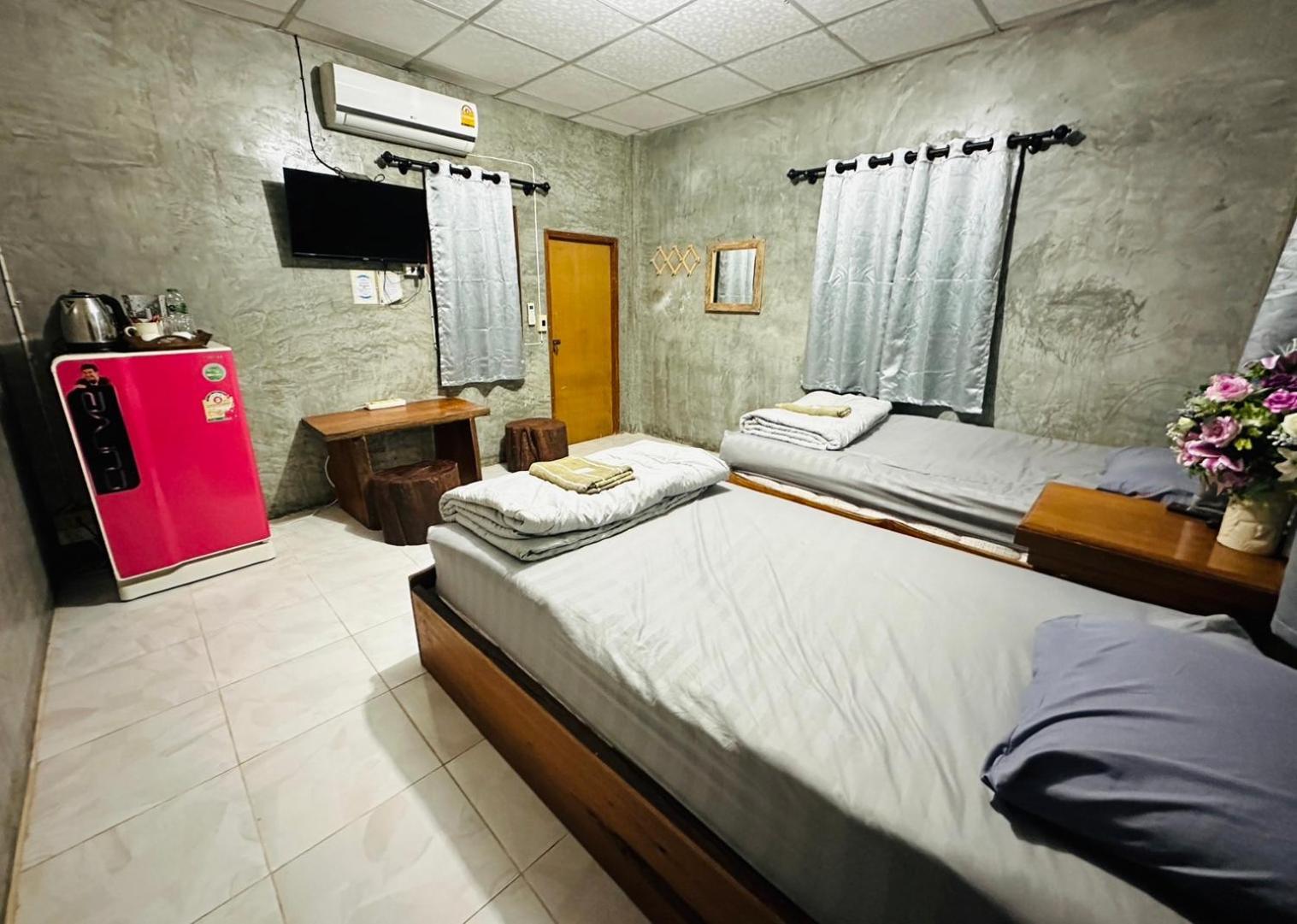 บ้านภทรพรรณ ขุนยวม แม่ฮ่องสอน Ban Pataraphan Khunyuam Maehongson Thailand Ban Khun Yuam Exterior photo